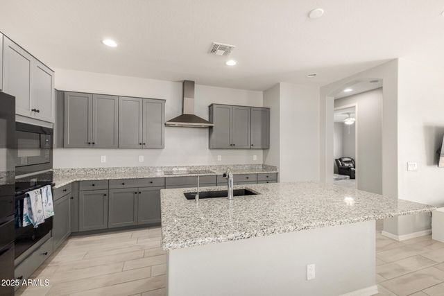 3541 W DREAMY DRAW Drive, San Tan Valley, AZ 85144