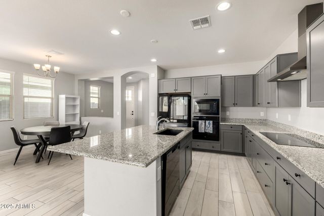 3541 W DREAMY DRAW Drive, San Tan Valley, AZ 85144