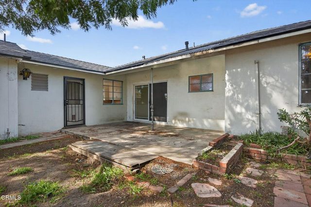 722 W Robert Avenue, Oxnard, CA 93030