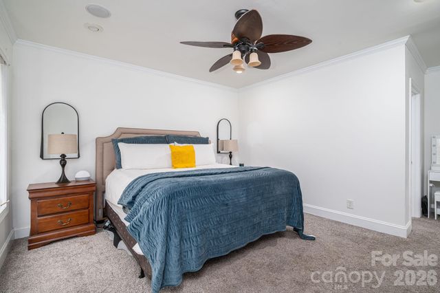 2206 Hillside Drive, Dallas, NC 28034