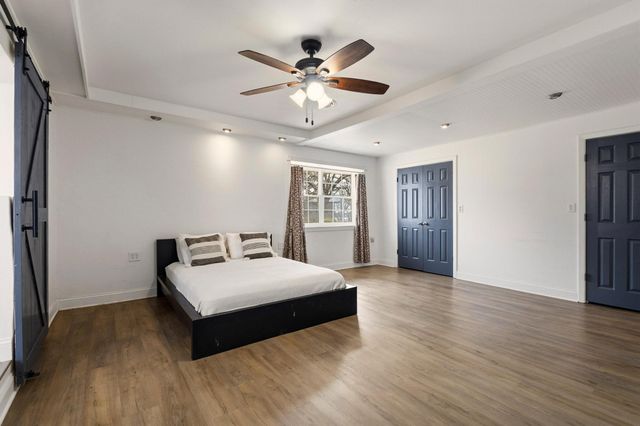 1053 Paradise Cove Road, Pottsboro, TX 75076