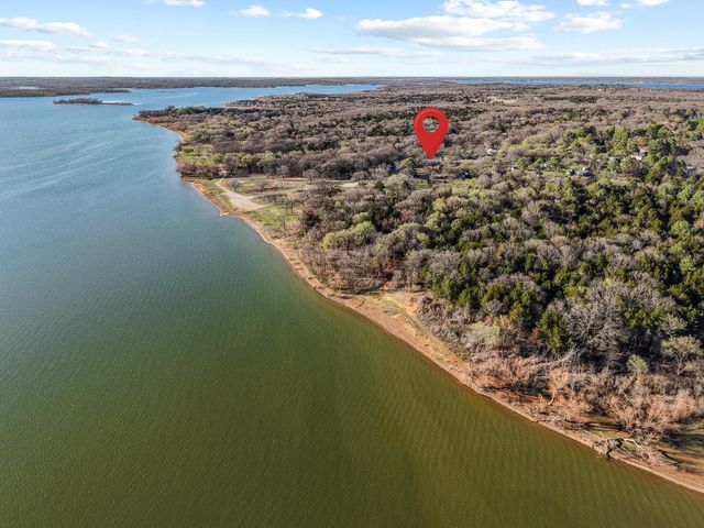 1053 Paradise Cove Road, Pottsboro, TX 75076