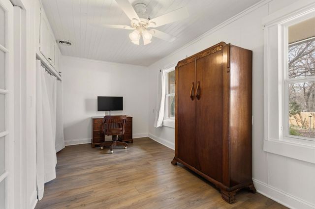 1053 Paradise Cove Road, Pottsboro, TX 75076