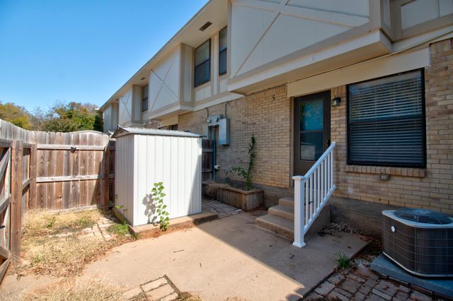 1905 W Morton Street 5, Denison, TX 75020