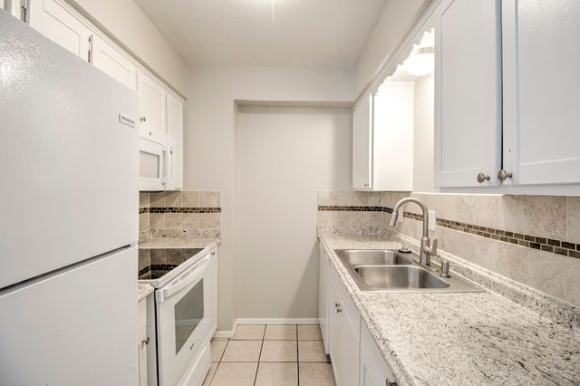 1905 W Morton Street 5, Denison, TX 75020