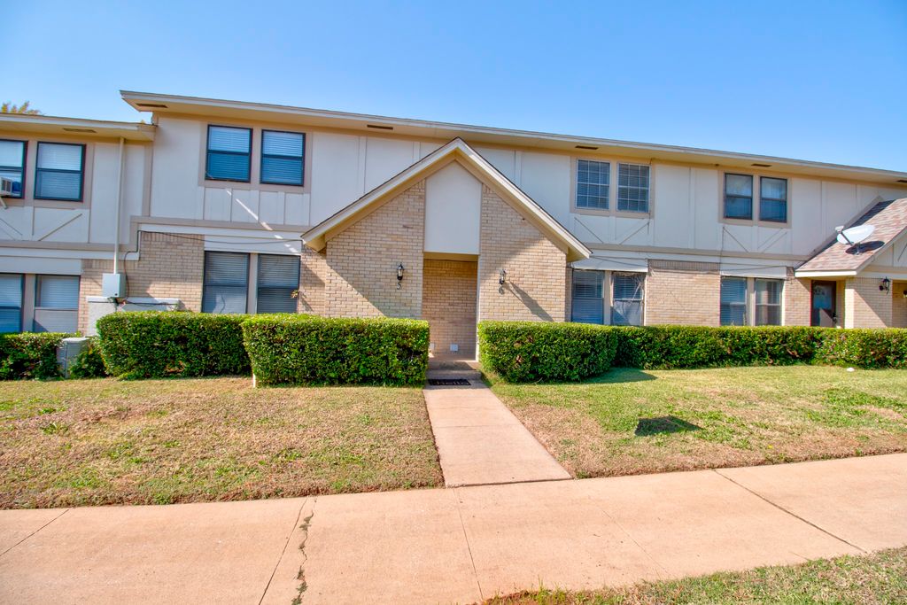 1905 W Morton Street 5, Denison, TX 75020