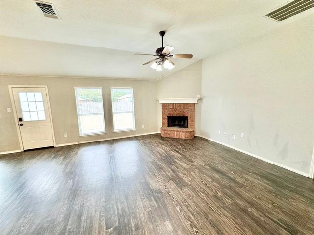 201 Mckamy Boulevard, Denton, TX 76207