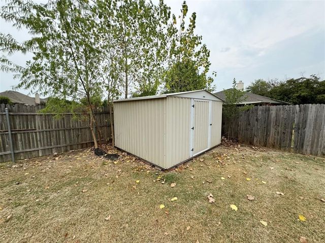 201 Mckamy Boulevard, Denton, TX 76207