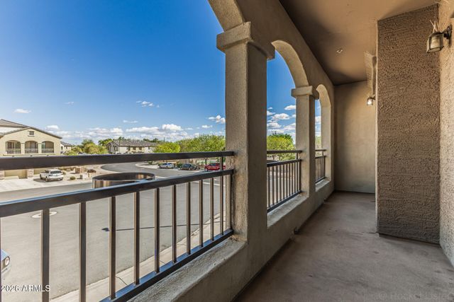 462 N 168TH Lane, Goodyear, AZ 85338