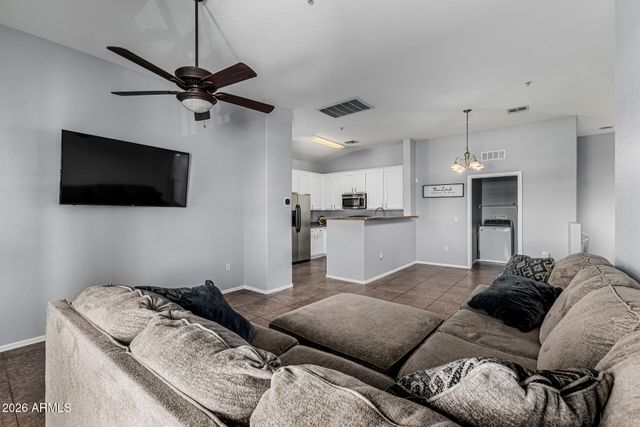 462 N 168TH Lane, Goodyear, AZ 85338