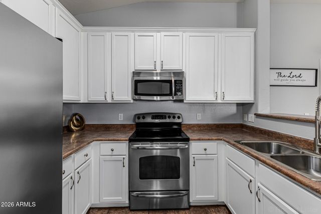 462 N 168TH Lane, Goodyear, AZ 85338