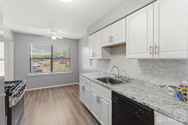 324 Sharon Garden Court, Woodbridge Proper, NJ 07095
