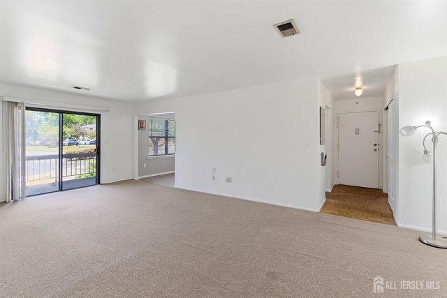 324 Sharon Garden Court, Woodbridge Proper, NJ 07095