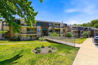 324 Sharon Garden Court, Woodbridge Proper, NJ 07095