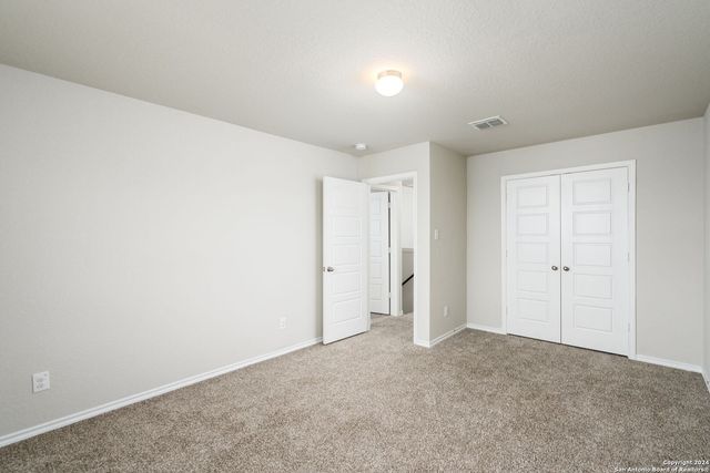 140 Hunters Spg, San Antonio, TX 78253