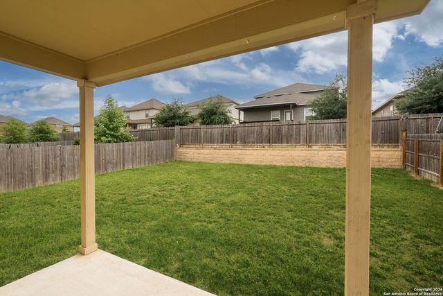 140 Hunters Spg, San Antonio, TX 78253