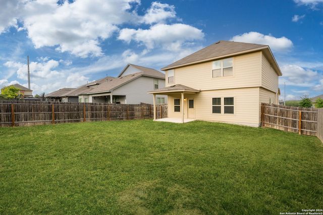 140 Hunters Spg, San Antonio, TX 78253