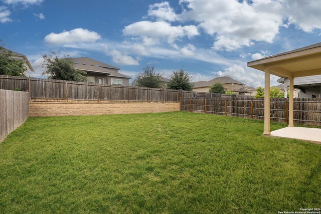 140 Hunters Spg, San Antonio, TX 78253