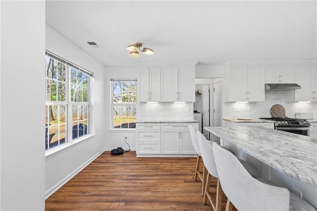 6410 Glen Brooke Drive, Cumming, GA 30028