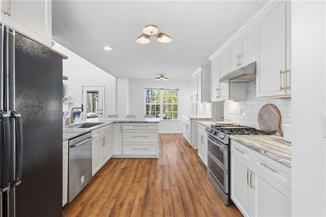 6410 Glen Brooke Drive, Cumming, GA 30028