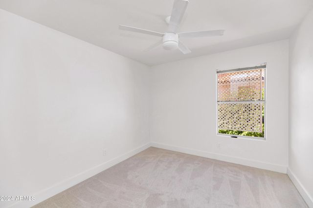 1706 E Windsong Drive, Phoenix, AZ 85048