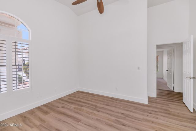 1706 E Windsong Drive, Phoenix, AZ 85048