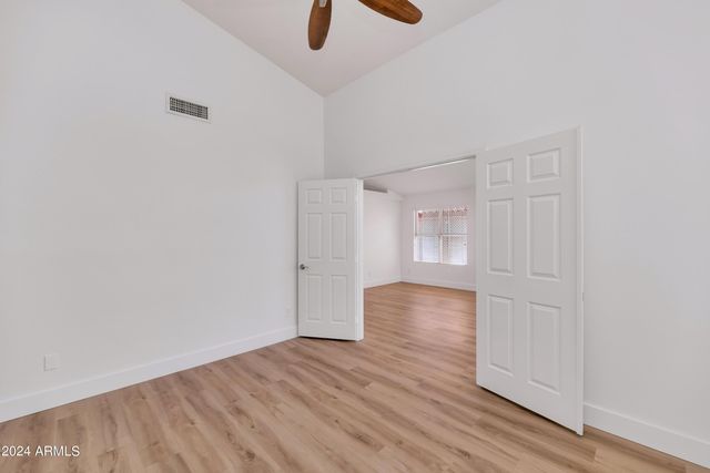 1706 E Windsong Drive, Phoenix, AZ 85048