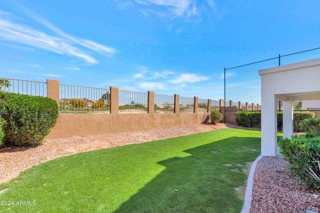 1706 E Windsong Drive, Phoenix, AZ 85048