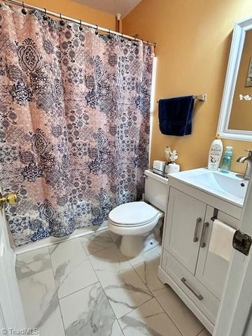 1320 Little Gate Drive, Asheboro, NC 27205