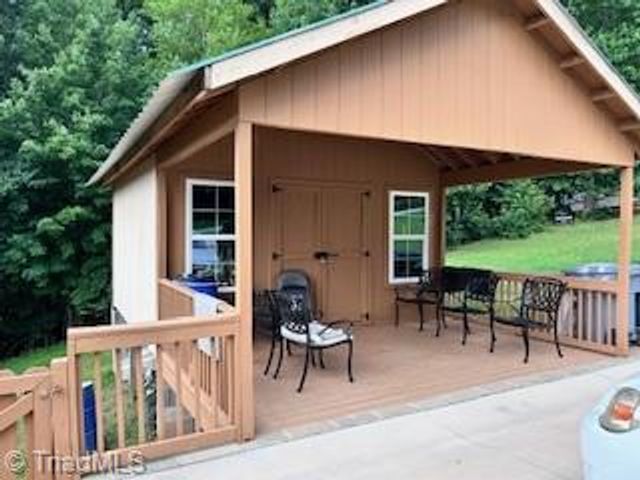 1320 Little Gate Drive, Asheboro, NC 27205