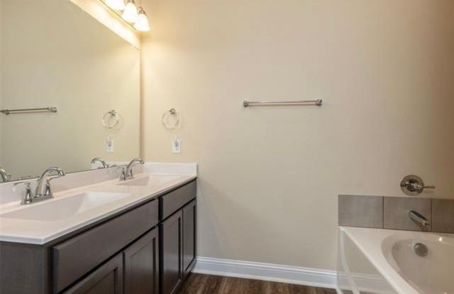 1939 Bel Air Drive, Arlington, TX 76010