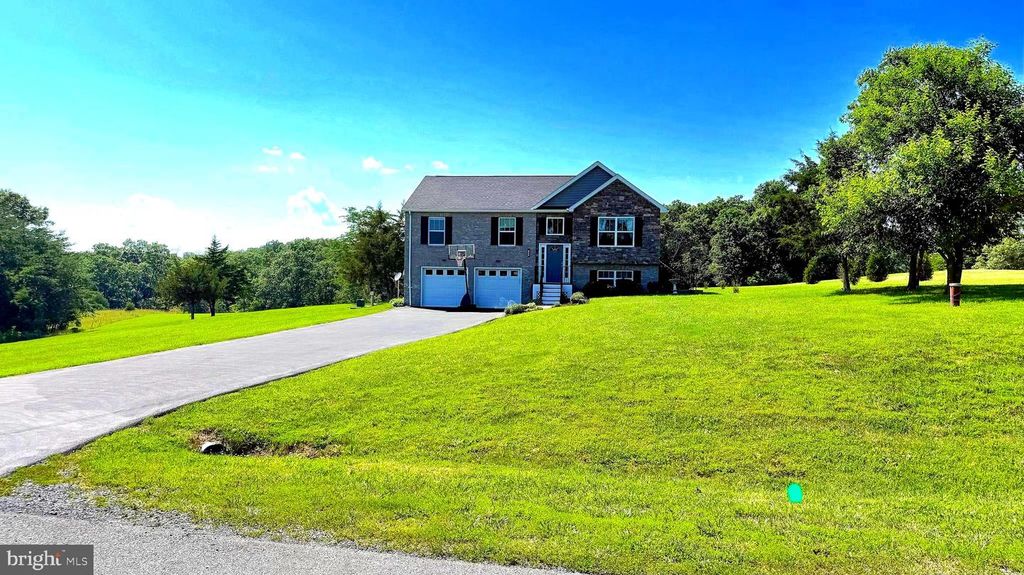 103 SANTA MARIA DR, Clear Brook, VA 22624