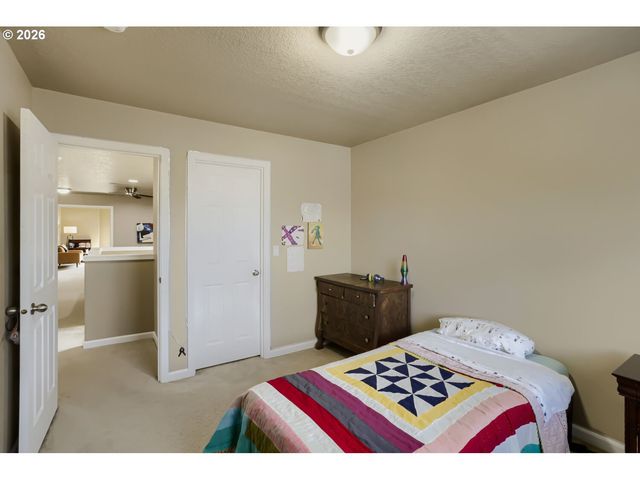 3710 Se SCARLET Pl, Hillsboro, OR 97123