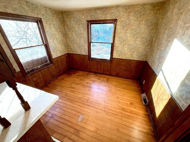 5929 N 70th STREET, Milwaukee, WI 53218