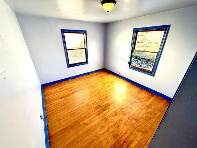 5929 N 70th STREET, Milwaukee, WI 53218