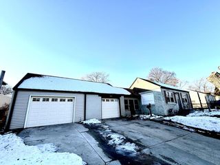 5929 N 70th STREET, Milwaukee, WI 53218