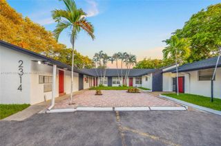 2314 Polk St, Hollywood, FL 33020