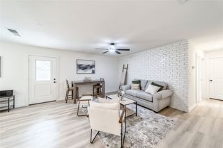 1241 Neptune Drive, Cedar Hill, TX 75104