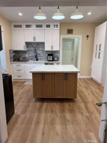 4193 5th, Riverside, CA 92501