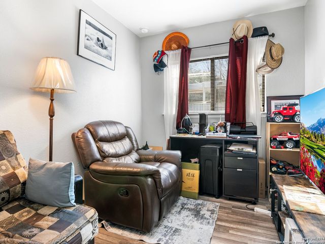 9912 VILLAGE BRIAR, San Antonio, TX 78250