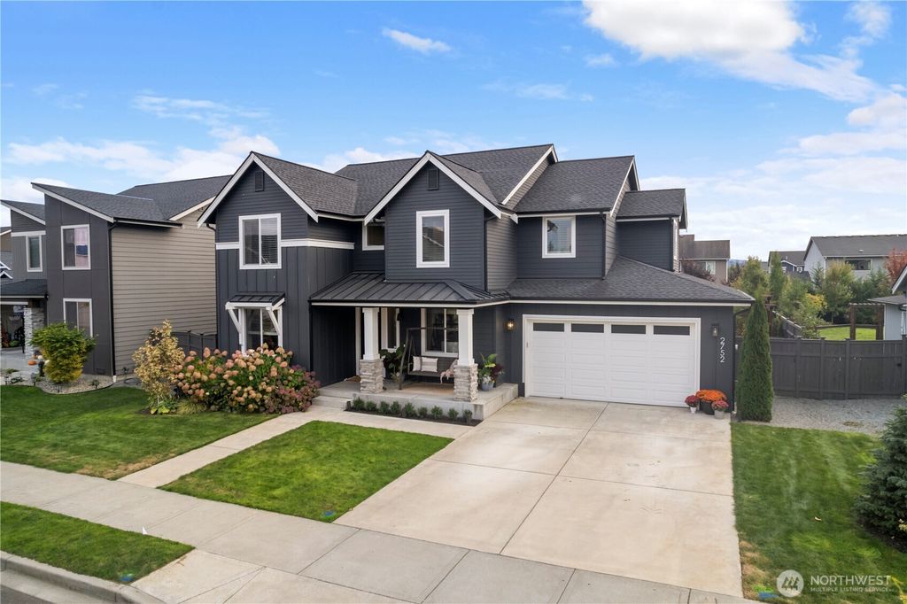 2752 Terry Court, Enumclaw, WA 98022