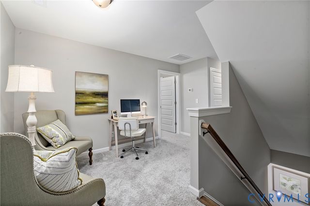 17318 Alana Dr, Moseley, VA 23120