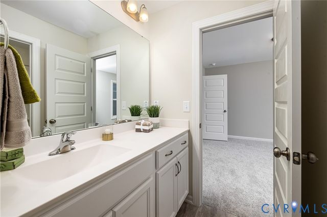 17318 Alana Dr, Moseley, VA 23120