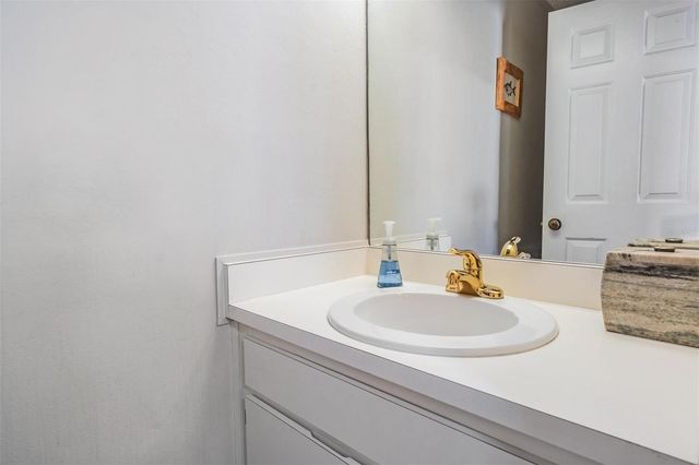 3819 W HORATIO STREET B-10, Tampa, FL 33609