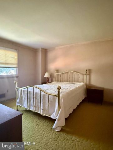 816 OAK ST, Lakehurst, NJ 08733
