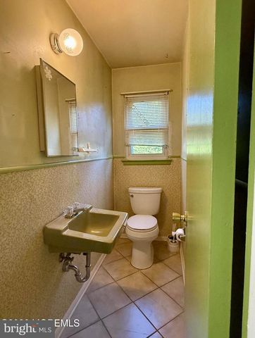 816 OAK ST, Lakehurst, NJ 08733
