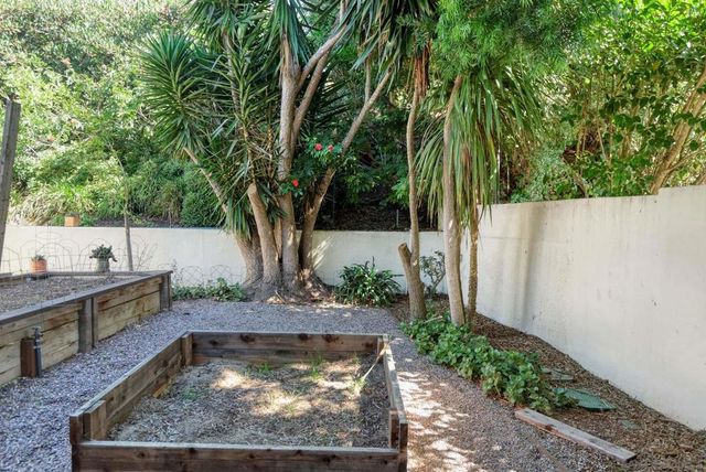 7363 Fairway Rd, La Jolla, CA 92037