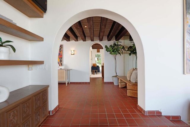 7363 Fairway Rd, La Jolla, CA 92037