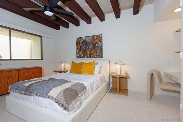 7363 Fairway Rd, La Jolla, CA 92037