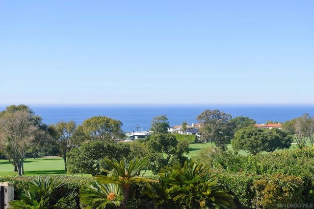 7363 Fairway Rd, La Jolla, CA 92037